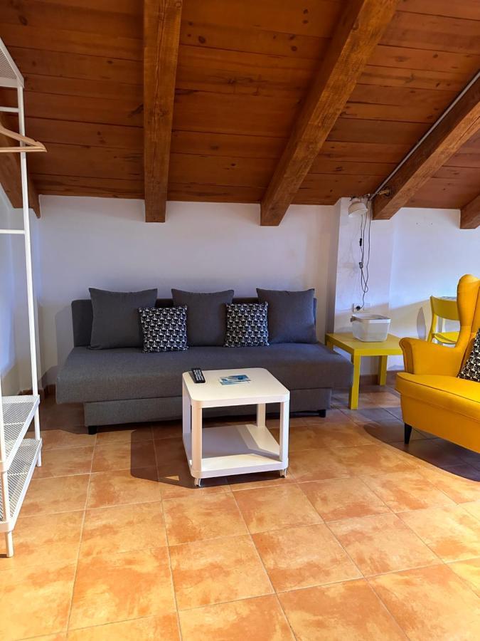 Buhardilla Cortijo Pontivi Apartment Salobrena